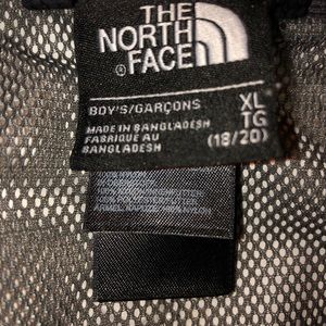 Boys’ XL The North Face Rain Jacket